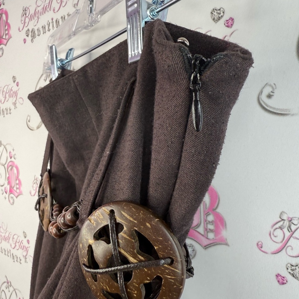Vamp skirt belted wooden belt maxi long Elegant Brown Skirt with Decorative Belt - Picture 8 of 11